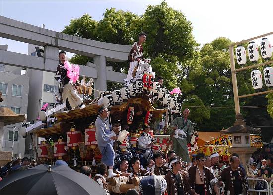 住吉神社宮入　西青木だんじり